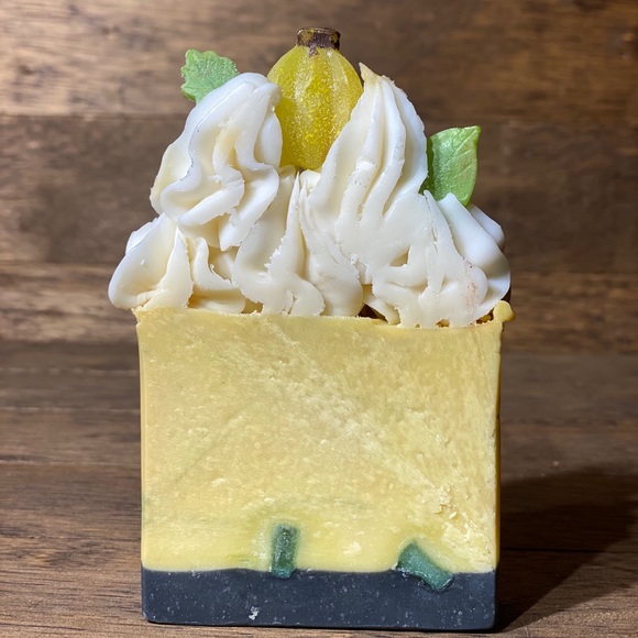 Gone Bananas Artisan Soap - Picture 3 of 3